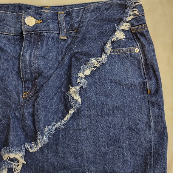 Urban Outfitters BDG Denim Jean Front Ruffle Mini Skirt Large - Picture 3 of 7